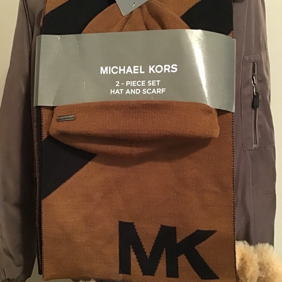 🔥best offers, NWT, see photos gorgeous - Picture 1 of 3